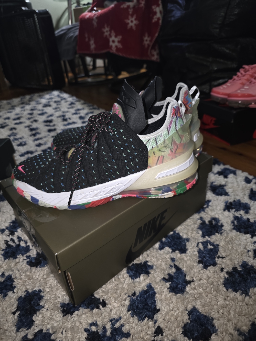 Nike Kids' LeBron 18 "James Gang" basketball sneakers